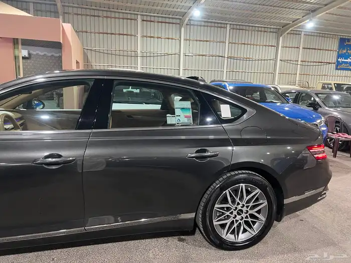 جنسس G80 برستيج 2025 عداد 25 الف وكاله سعودية 7