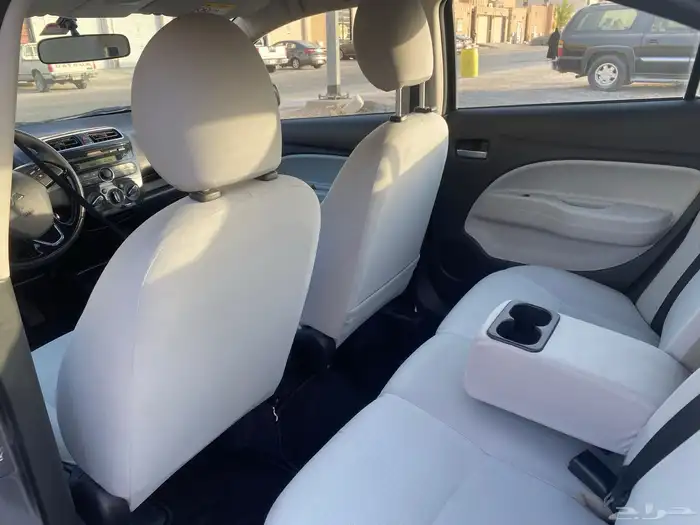 ميتسوبيشي اتراج 2021 وردة 4