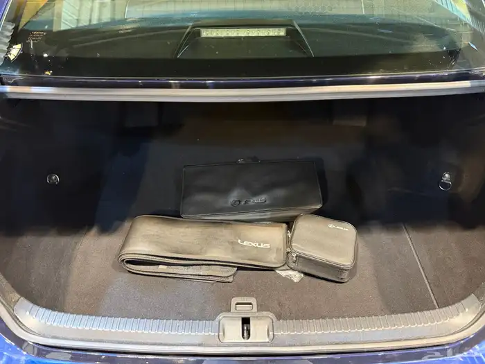 لكزس ES250 2023 (( بحالة ممتازة )) 30