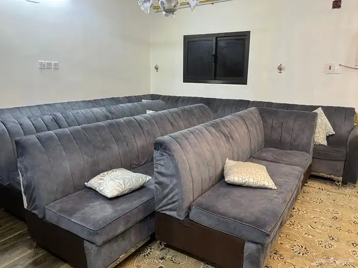 كنب نظيف على السوم 2