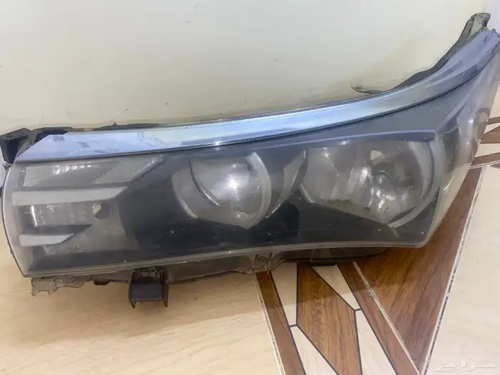 شمعات اماميه كورولا تويوتا 3