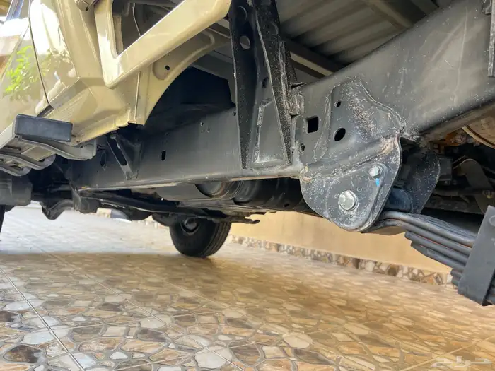 جيب شاص المديل 2009 مخزن بريمي سلق 11 ريشه ونش دفلوك 86