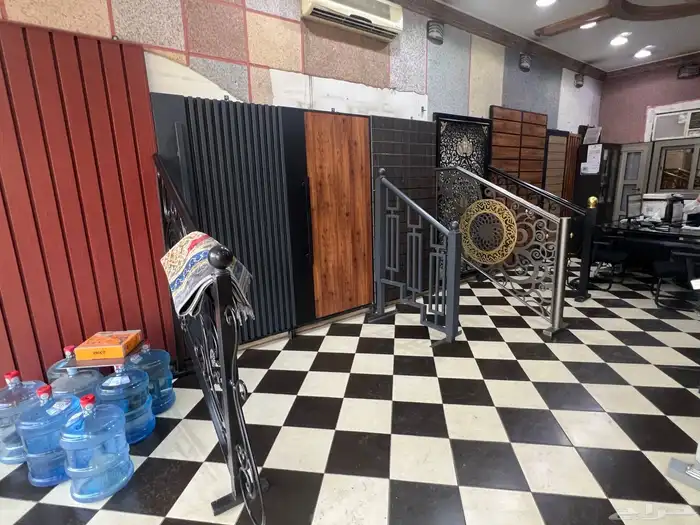 أبواب كلادنج طربزين شبابيك مظلات سواتر حداد الرياض 0
