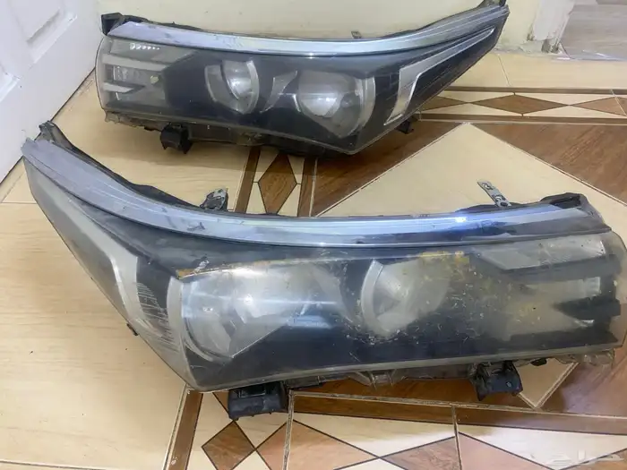 شمعات اماميه كورولا تويوتا 1