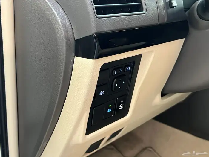 تويوتا برادو 2023 6سلندر عداد 28 الف 17