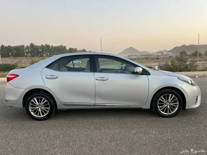 كورولا2015(GLi)مخزن 10