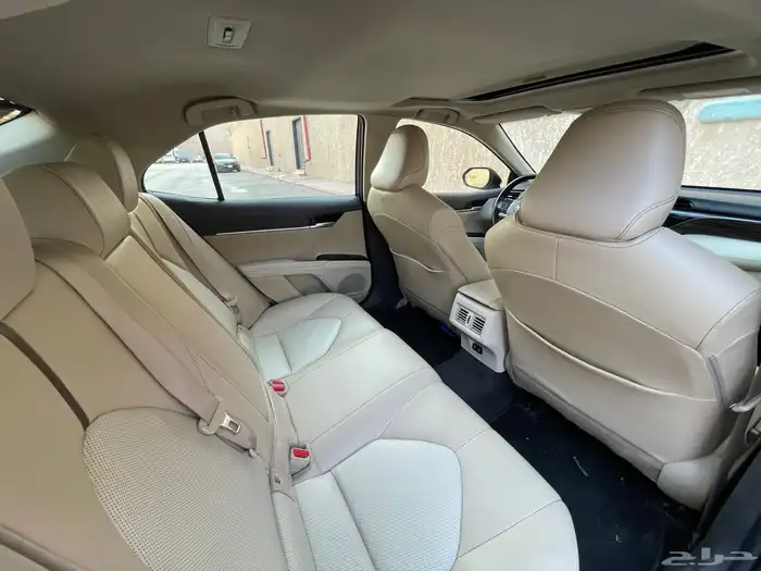 كامري قراندي موديل 2020 37