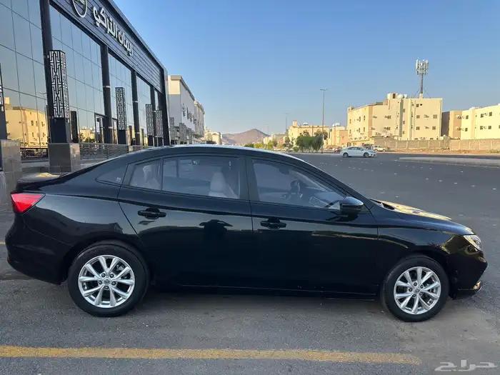 ام جي 5 2023 ممشى قليل 8