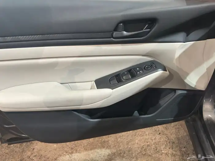 نيسان التيما S استندر 2024 اسود رصاصي ازرق عرض خاص 17