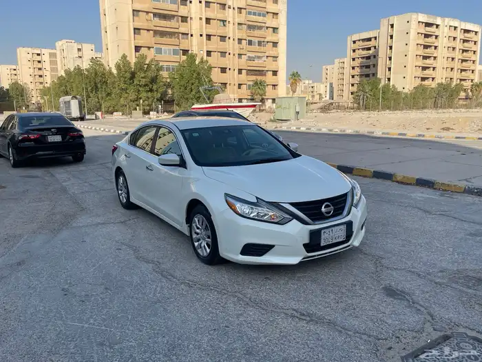نيسان التيما 2017 نضيفة وكالة 5