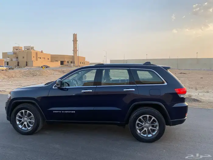 للبيع  جيب جراند شيروكي 2015 ليمتد دبل V6 0