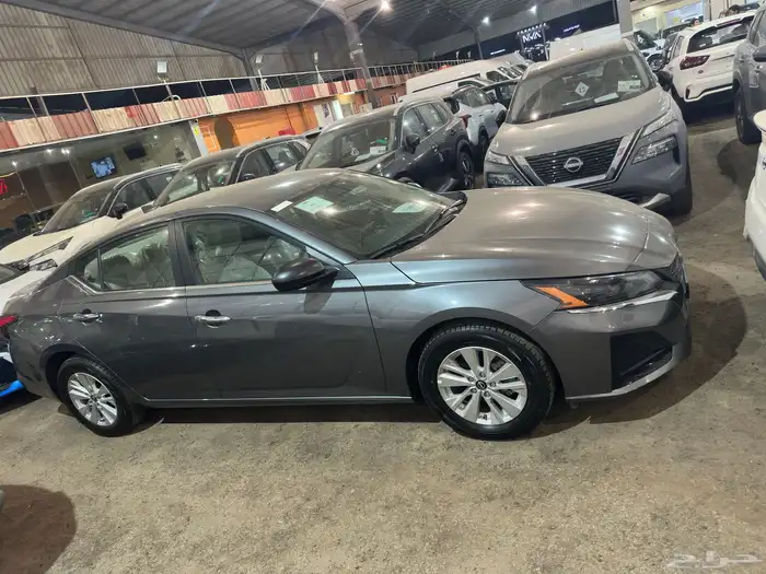 نيسان التيما S استندر 2024 اسود رصاصي ازرق عرض خاص 8