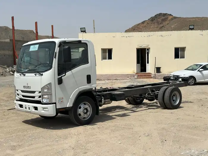 دينا ايسوزو 5طن شاسيه 4.95 -2025 3