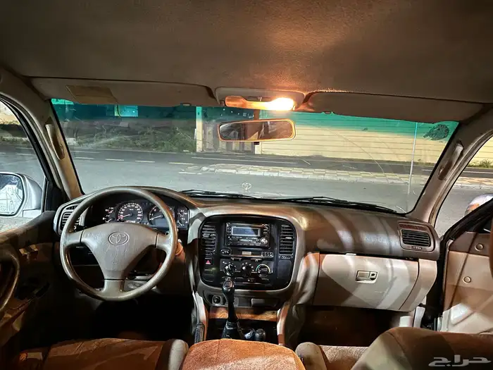 للبيع لاندكروزر جي اكس ار 6