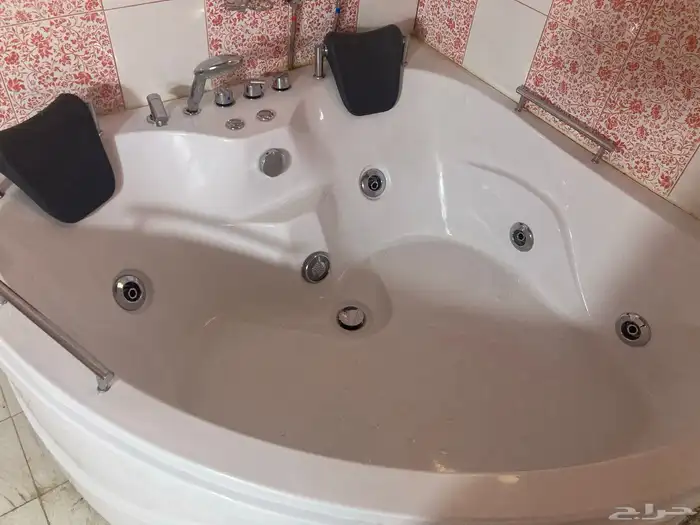 للبيع جاكوزي 0