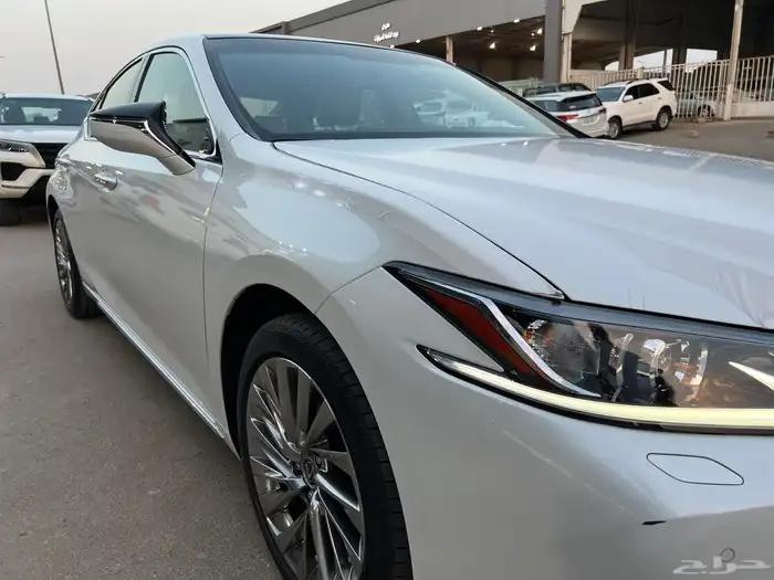 لكزس ES350 2024 CC بريمي فل كامل 2