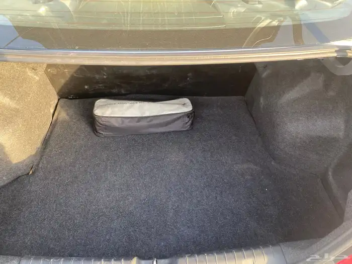 ميتسوبيشي اتراج 2021 وردة 8