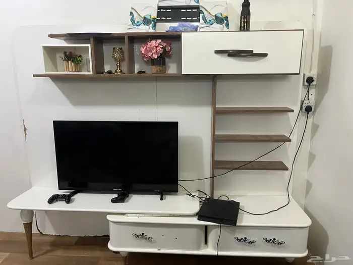 طاولة تلفزيون 0