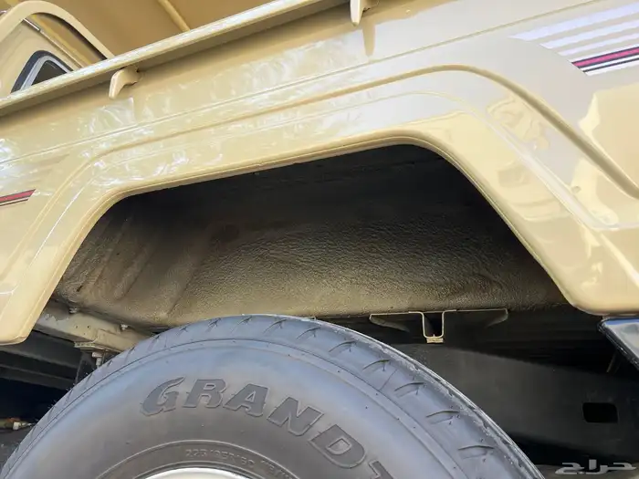 جيب شاص المديل 2009 مخزن بريمي سلق 11 ريشه ونش دفلوك 18