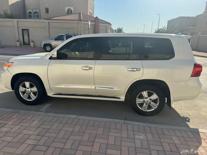 لاندكروزر 2014 GXR3 0