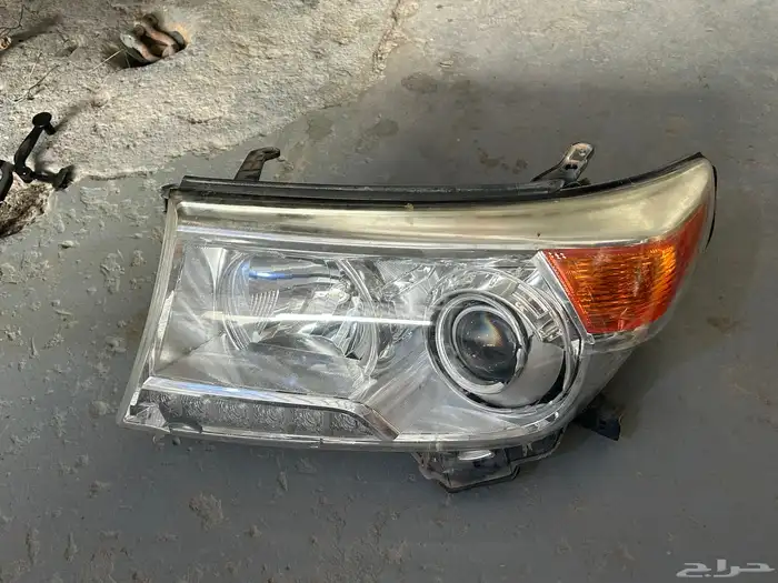 للبيع اغراض لاندكروزر 2014 تركب على عدة موديلات 4