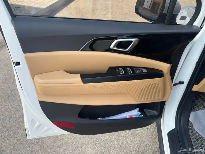 كيا كرنفال موديل 2023 ديزل 23