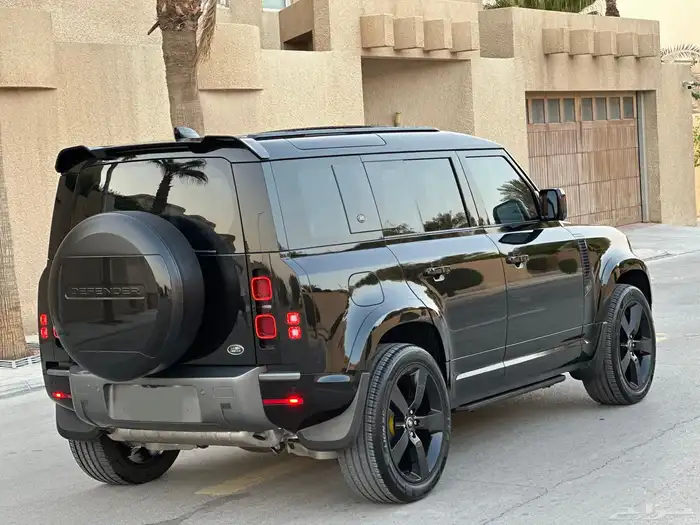 ديفندر 6 سلندر 2022 تحت الضمان HSE ( تم البيع ) 53