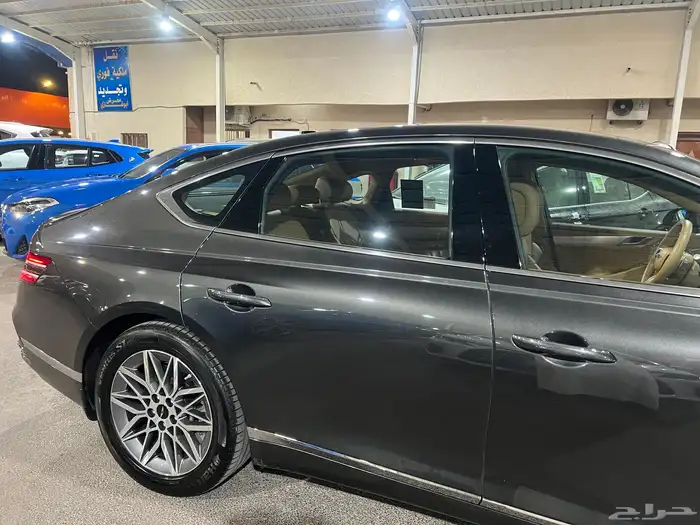 جنسس G80 برستيج 2025 عداد 25 الف وكاله سعودية 18