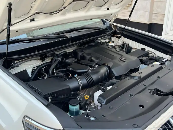 تويوتا برادو 2023 6سلندر عداد 28 الف 20