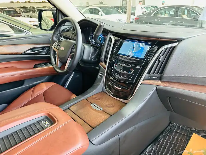 اسكاليد 2020 فل كامل سعودي 28