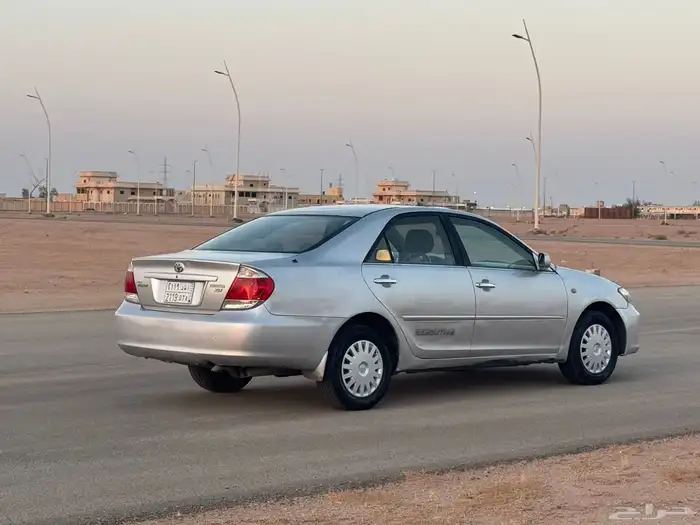 كامري 2006 قير عادي 4