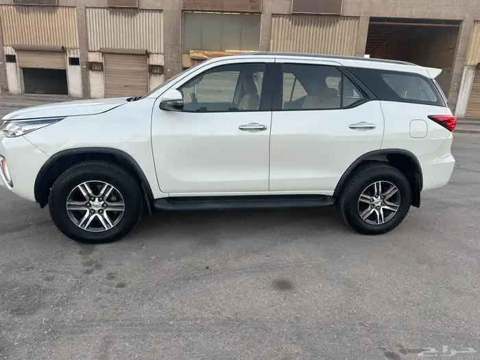 تويوتا جيب فورشتنر 2019 16