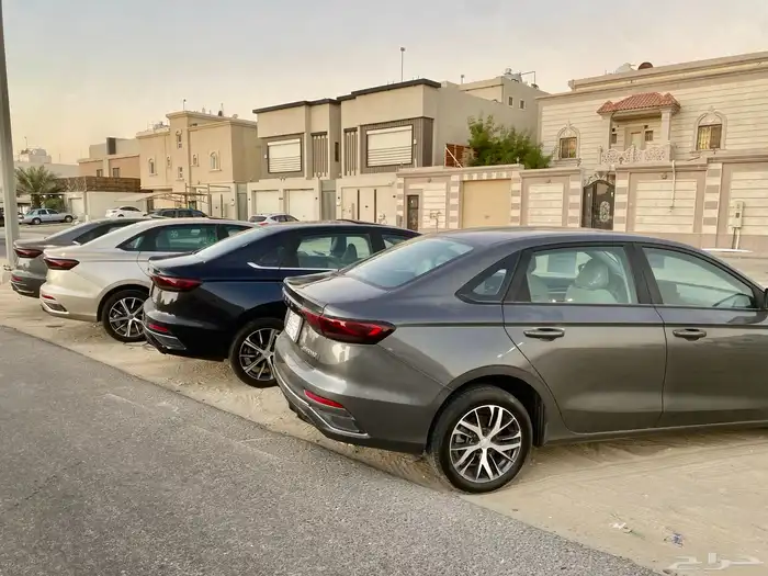 مجموعة سيارات جيلي امجراند 4