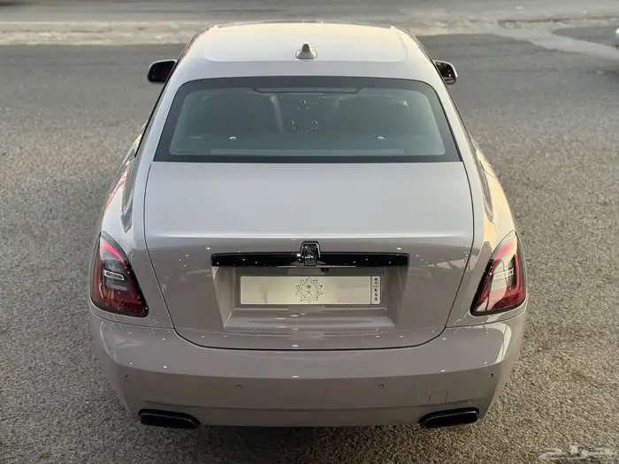 رولزرويس قوست 2023 - بلاك بادج - ضمان وصيانة مجانية 4