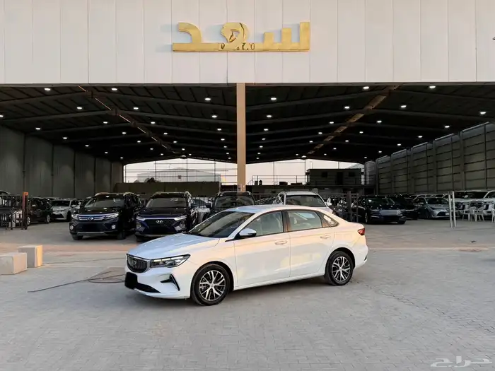 جيلي امجراند 2023 ابيض 0