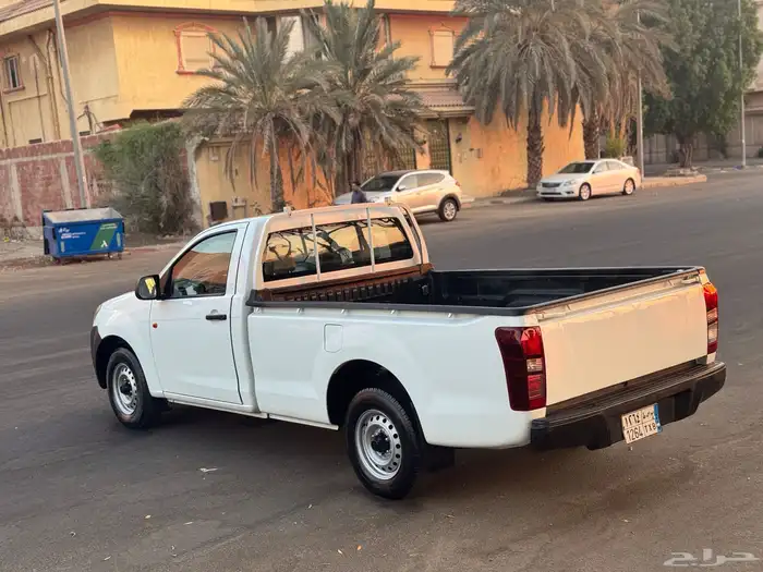 ايسوزو ديماكس غمارة نظيف جدا 2022 ممشى قليل خمسة شنكار 6