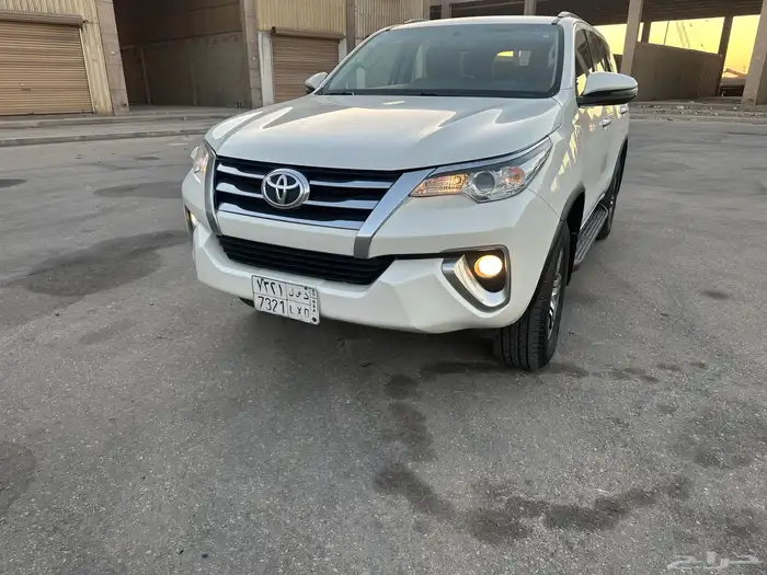 تويوتا جيب فورشتنر 2019 15