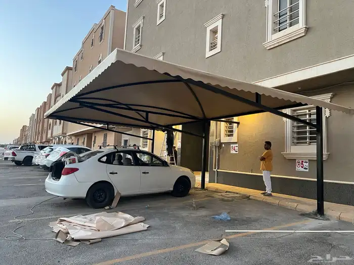 أبواب كلادنج طربزين شبابيك مظلات سواتر حداد الرياض 4