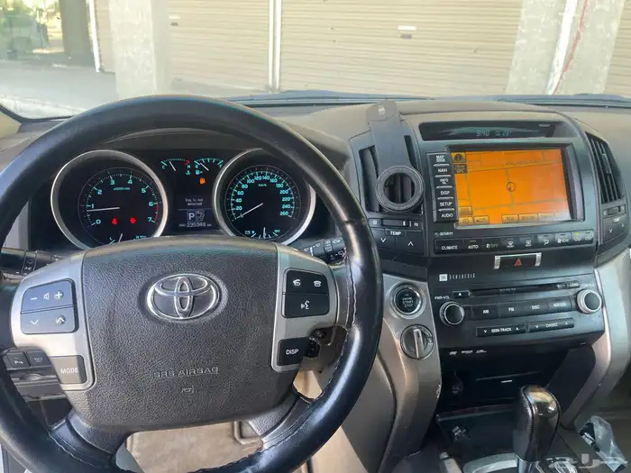 لاندكوزر VXR 4