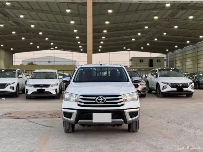 تويوتا هايلوكس 2021 ابيض ديزل GL 2