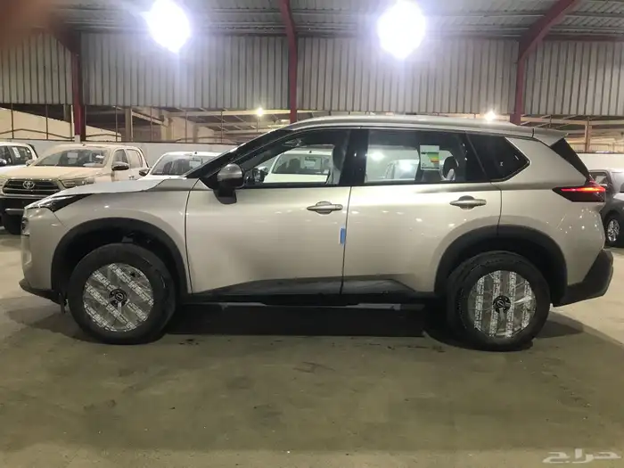 نيسان اكس تريل 2026 دبل وبدون دبل ومتاح 5 مقاعد بدون دبل 7