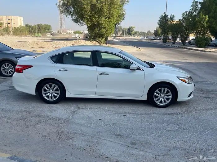 نيسان التيما 2017 نضيفة وكالة 3