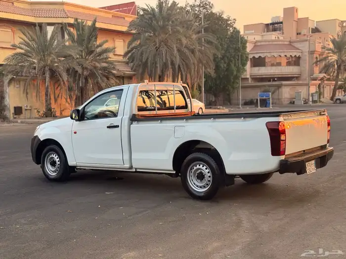 ايسوزو ديماكس غمارة نظيف جدا 2022 ممشى قليل خمسة شنكار 5