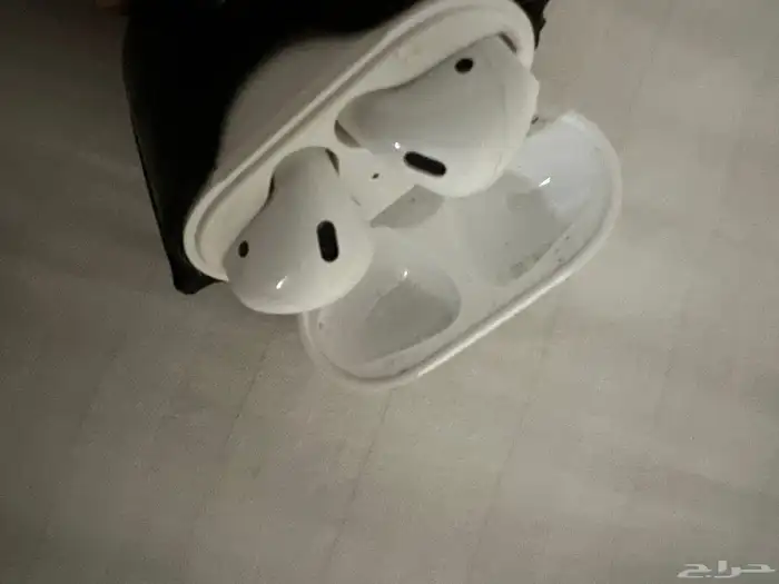 سماعات ابل مع جراب اصليه استخدام شهر 0