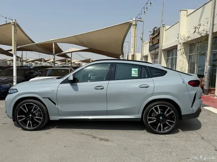 BMW x6 2025 اللون إسمنتي 0