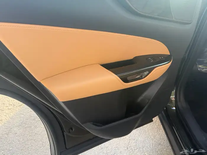 لكزس NX350 2026 4