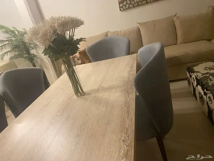 طاولة طعام ب6 كراسي 3