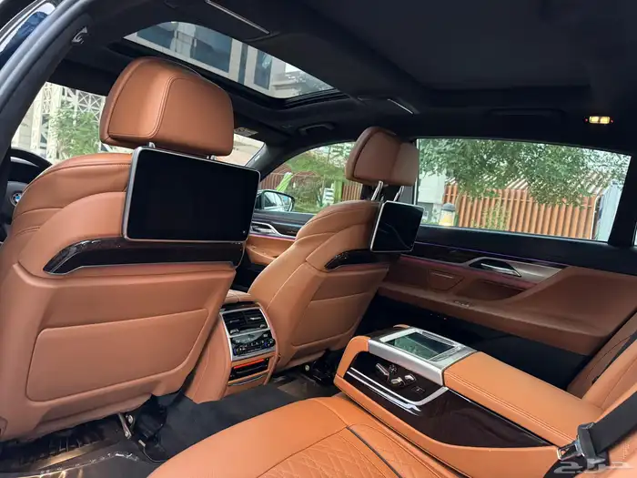 بي ام 740i 2021 ضمان وصيانه 10