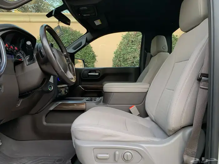 شفروليه سلفرادو تريل بوس موديل 2021 بحالة الوكاله 30