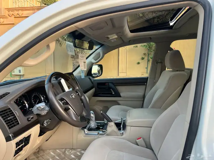 لاند كروزر 2019 GXR سعودي 11